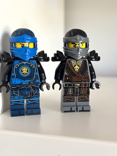 Lego ninjago minifigure lot - ninjago,