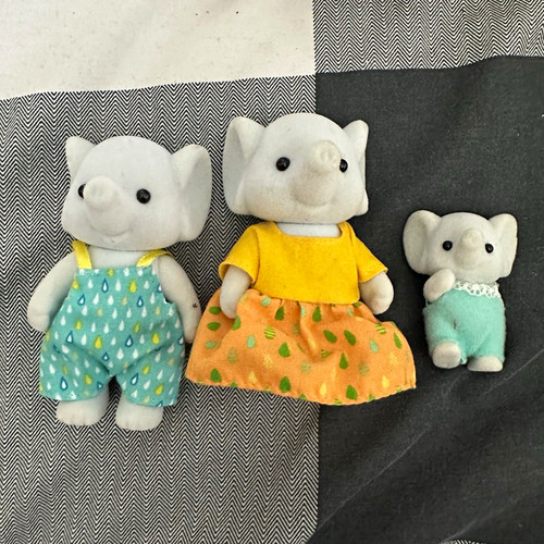Sylvanian families elephant - sylvanian,