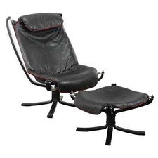 Poltrona Frau Viking Armchair