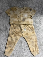 Baby Gap  Star Wars Baby Yoda