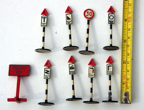 Vintage dinky road signs - dinky, x