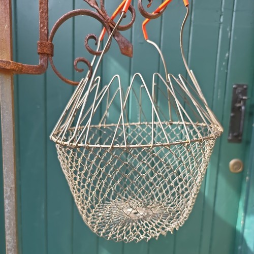 Vintage french folding - vintage, wire