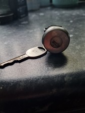 Vintage/Classic Car Lock And Key (No Idea What Its From )