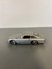 CORGI ASTON MARTIN DB5 JAMES