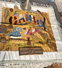 Vintage WW1/2 Military badges