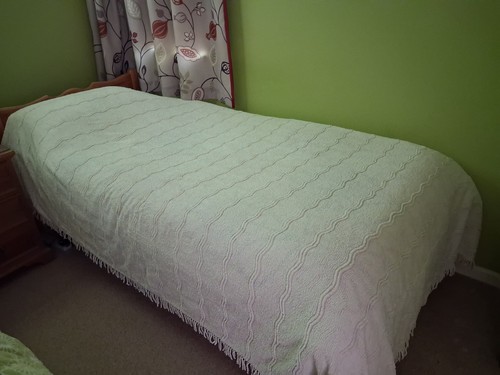 Candlewick bedspread single - candlewick,