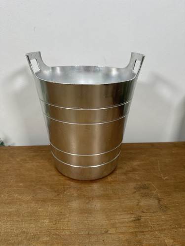 Vintage metal ice - metal, bucket