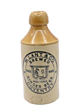 'W. Lant & Co, Brewed Ginger Beer, Coventry' -Antique Stoneware Bottle, c.1900~