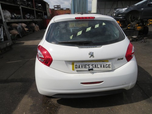 Peugeot 208 2013 mk1 - peugeot,