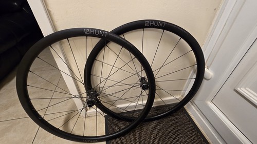 Hunt aero wide alloy disc - alloy,