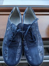 Navy Leather Peep-toe Peter