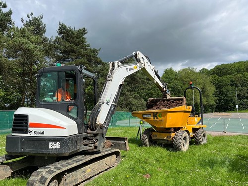 Bobcat excavator 3t - 5t,