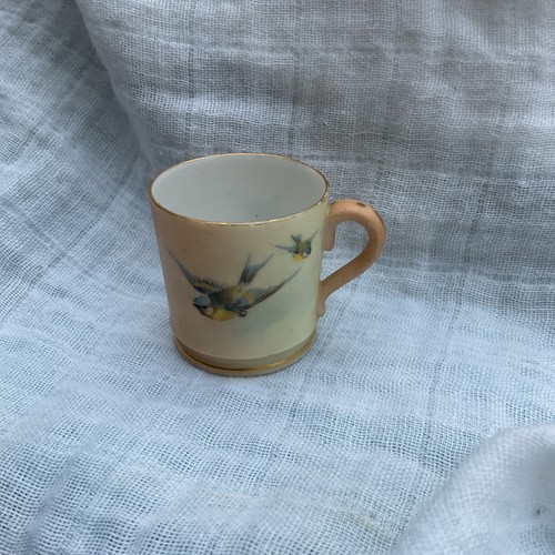 Royal worcester bird painted - royal,