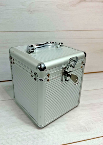 Silver aluminium flight - aluminium, case