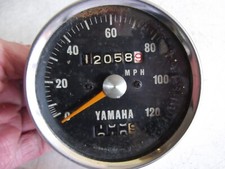 YAMAHA  R5 CLOCKS  SPEEDOMETER 1972 RD350