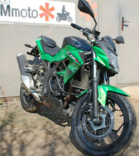 Kawasaki Z250SL Engine &