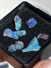 Crystal opal chips - chips, lightning