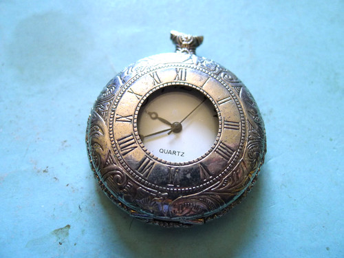 Silver half hunter qtz - half,