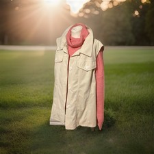 New size 3xl fits size 22 fine cord cream waistcoat lovely with a jumper autumn