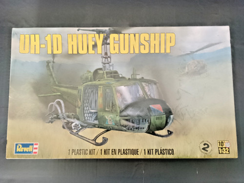 Huey gunship major - 1/32, uh-1d