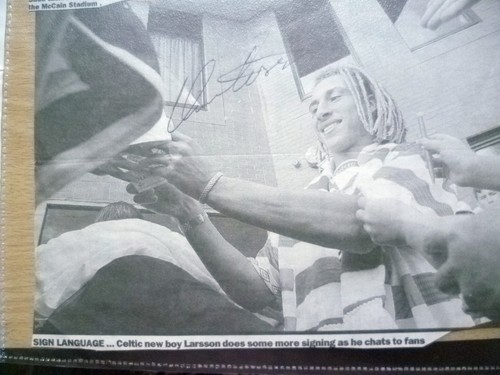 Henrik larsson signed celtic - henrik,