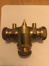 22mm Drayton 3 Port Valve, Body Only With Nuts & Olives