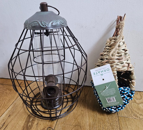 Squirrel proof caged metal - proof,