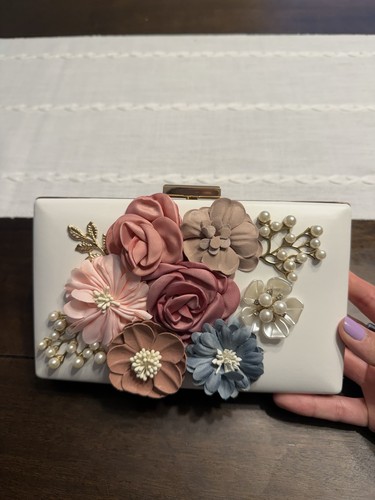 White floral evening - floral, clutch