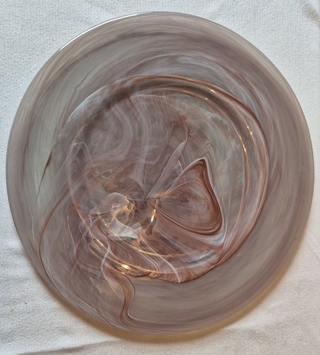 Translucent glass plate - , in