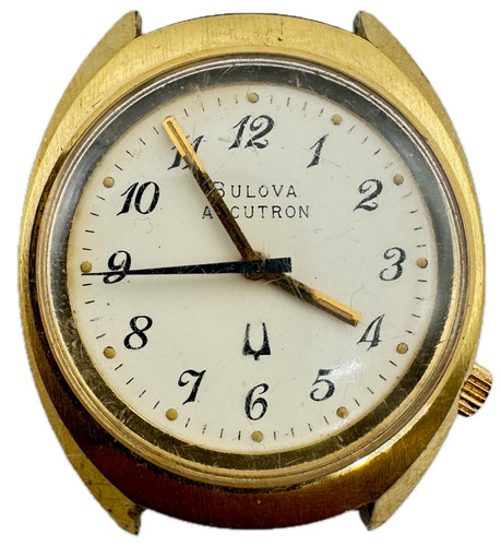 Vintage 34mm bulova white - 34mm,