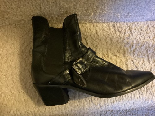 Zara women leather boots - leather,
