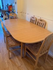 Extending Dining table and 6