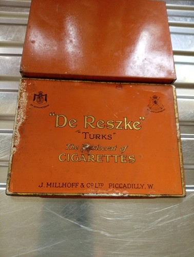 Reszke old cigarette tin as - cigarette,