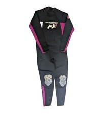 2xl two bare feet ladies - bare,