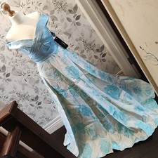 Haute Couture UK 12/10/8/6, US
