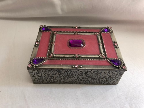 Vintage ornate pewter pink