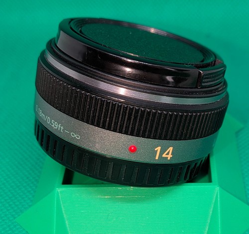 Panasonic lumix 14mm 2 5 - panasonic,