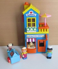 E.L.C. Happyland Mr Bun & Son Bakers & Ice Dream Trike + Figures