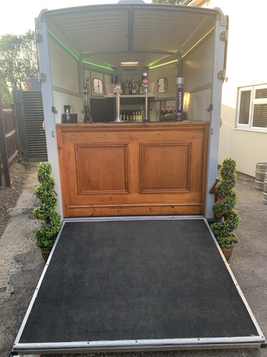 Mobile bar horse box trailer - horse,