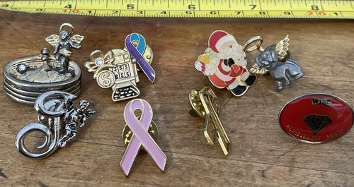 Vintage lot pin - lot, 9