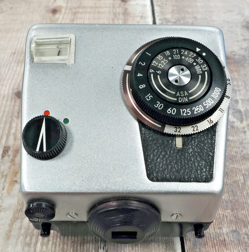 Pentacon six metered - six, right
