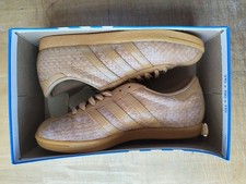 VINTAGE Adidas Tobacco Weave -