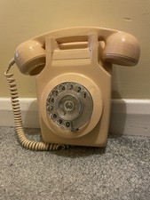Classic Dial Telephone - Wall Mounted