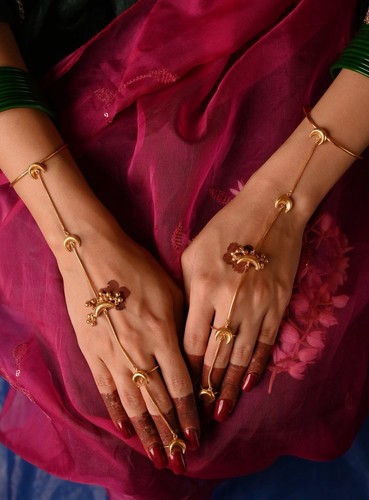 Indian gold hathphool bracelet - gold,