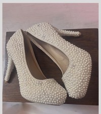 Stunning ivory pearl - stunning,