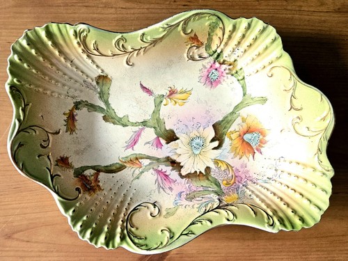 Crown pottery cactus - crown,