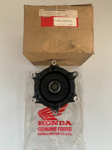 Front wheel hub honda - honda, 600v