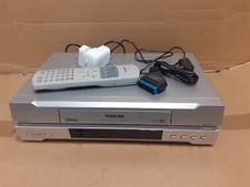 BASIC SILVER   HDMI  SMART TV