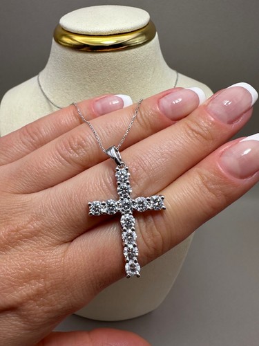 9ct white gold 42ct - white, 3.42ct