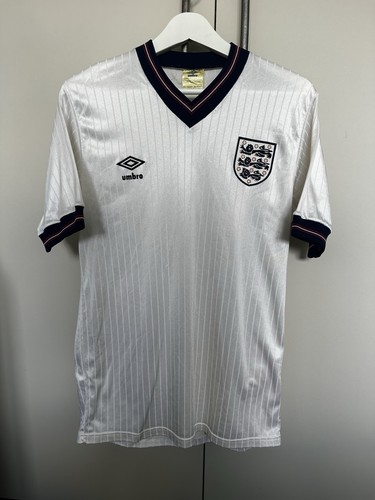 England 1984 vintage home - vintage,